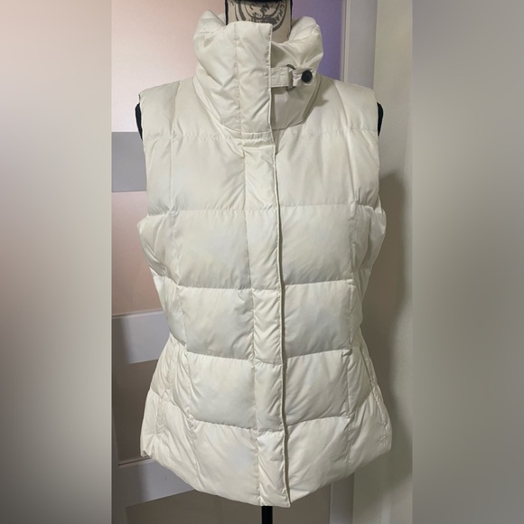 Eddie Bauer Jackets & Blazers - 🍂Eddie Bauer Women's cream EB 700 Goose Down Puffer Vest